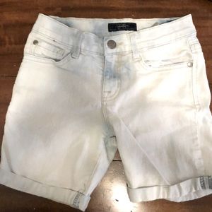 Jessica Simpson Girls 10 White-Washed Jean Shorts